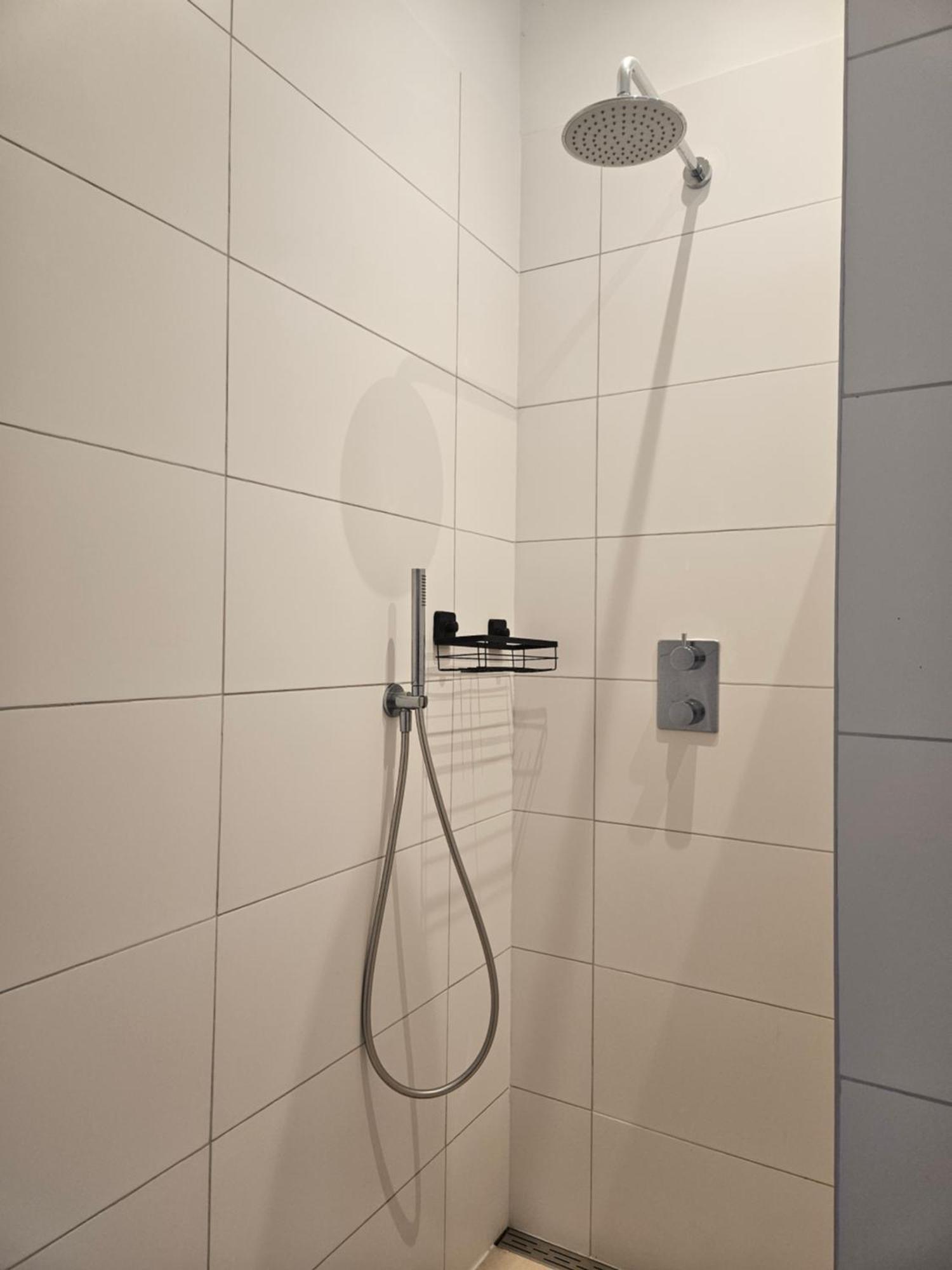 B & B Wijdzicht Wolsum Luaran gambar