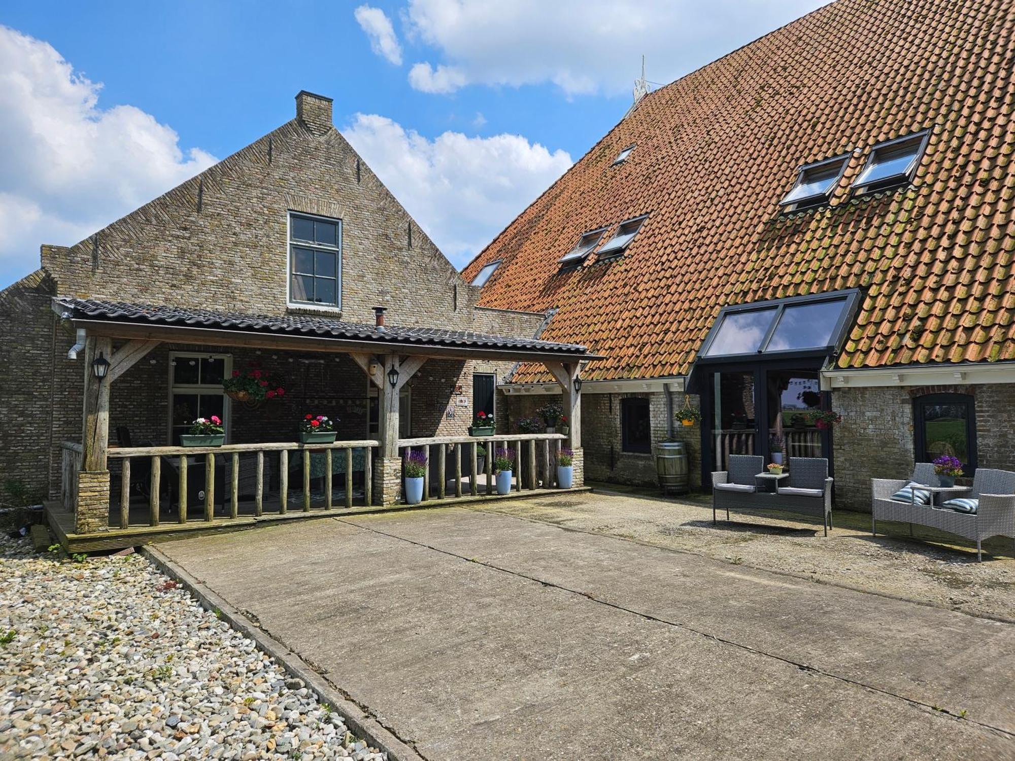 B & B Wijdzicht Wolsum Luaran gambar